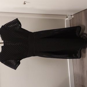 BooHoo Bla k lace dress US 4